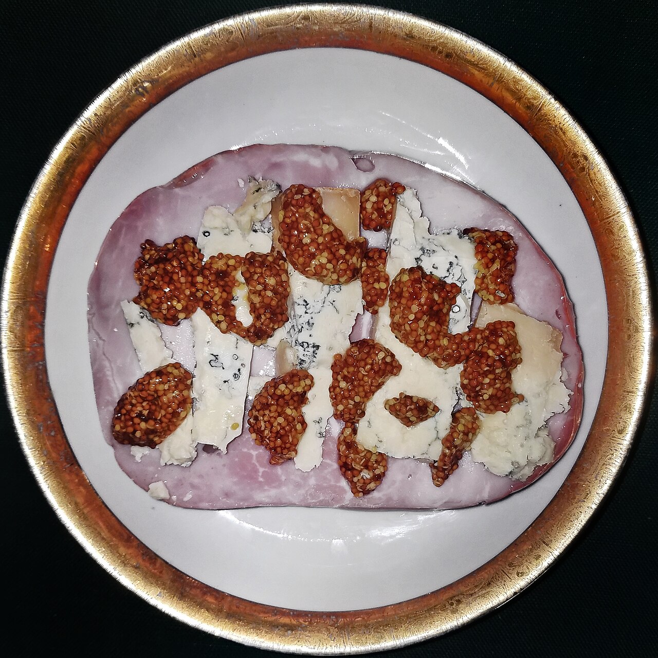 ブルースティルトンの料理写真 3
