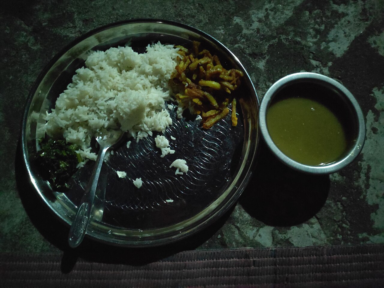 ダルバートの料理写真 2