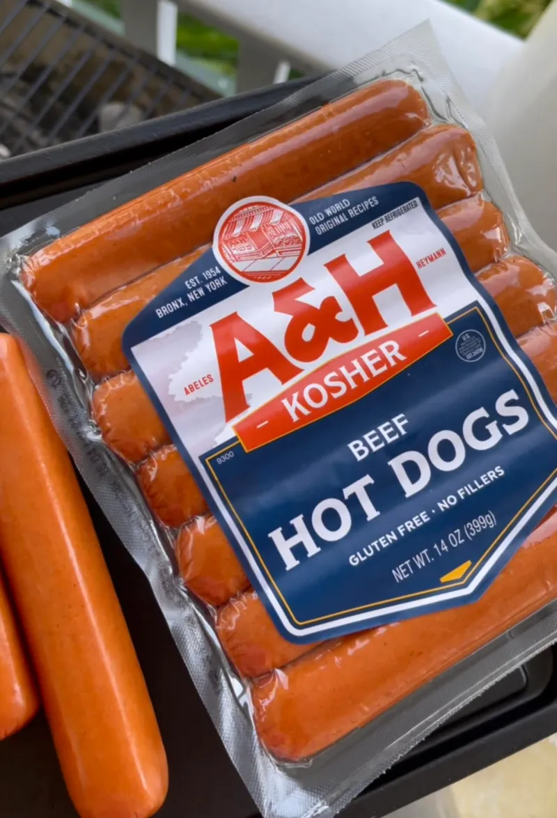 ホットドッグの料理写真 2
