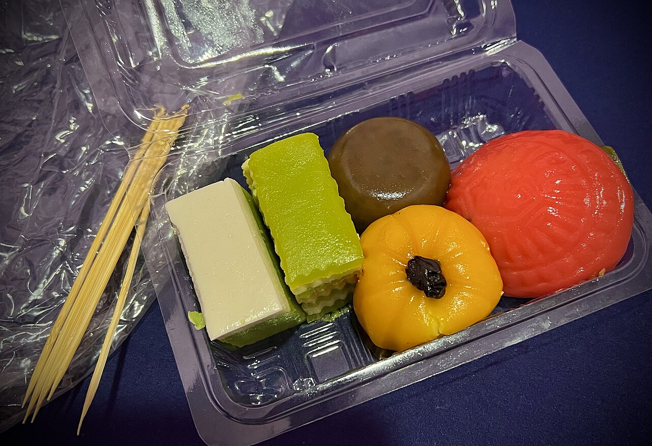ニョニャクエ