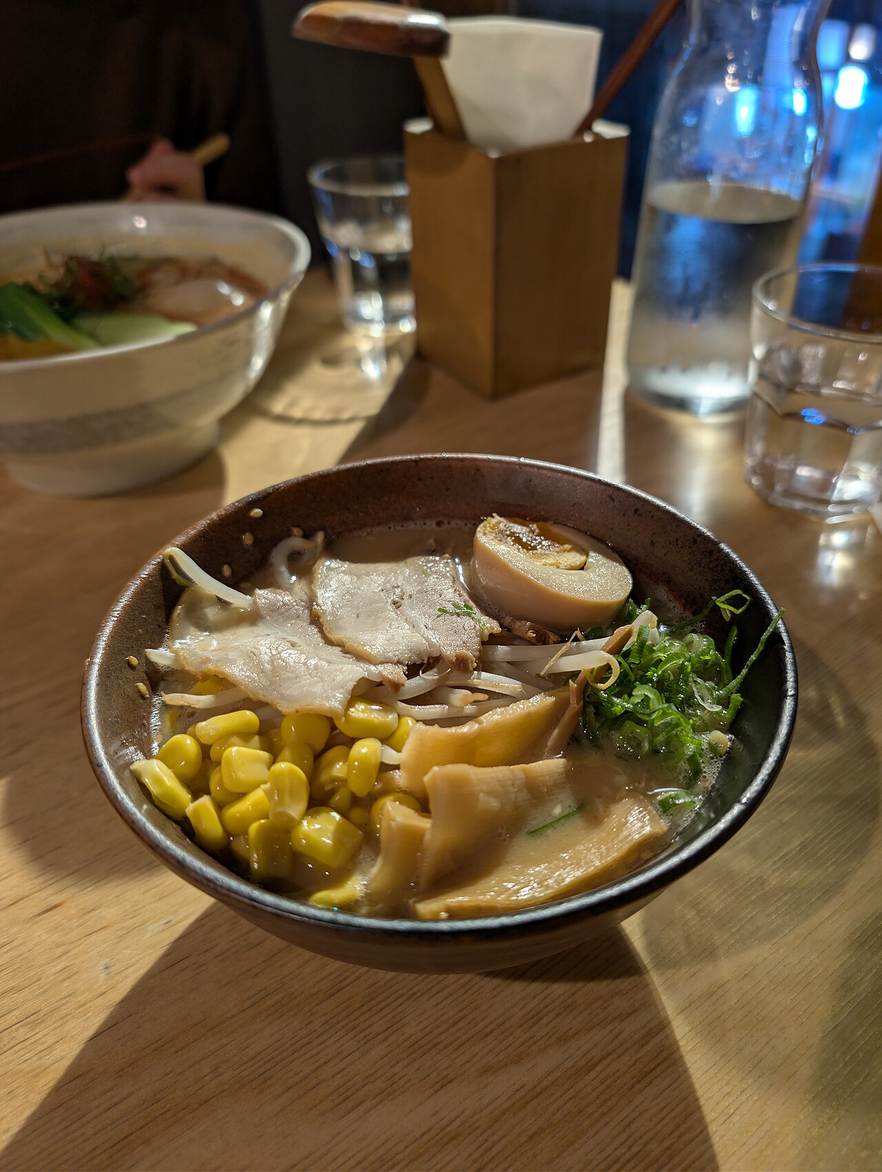 とんこつラーメンの料理写真 3