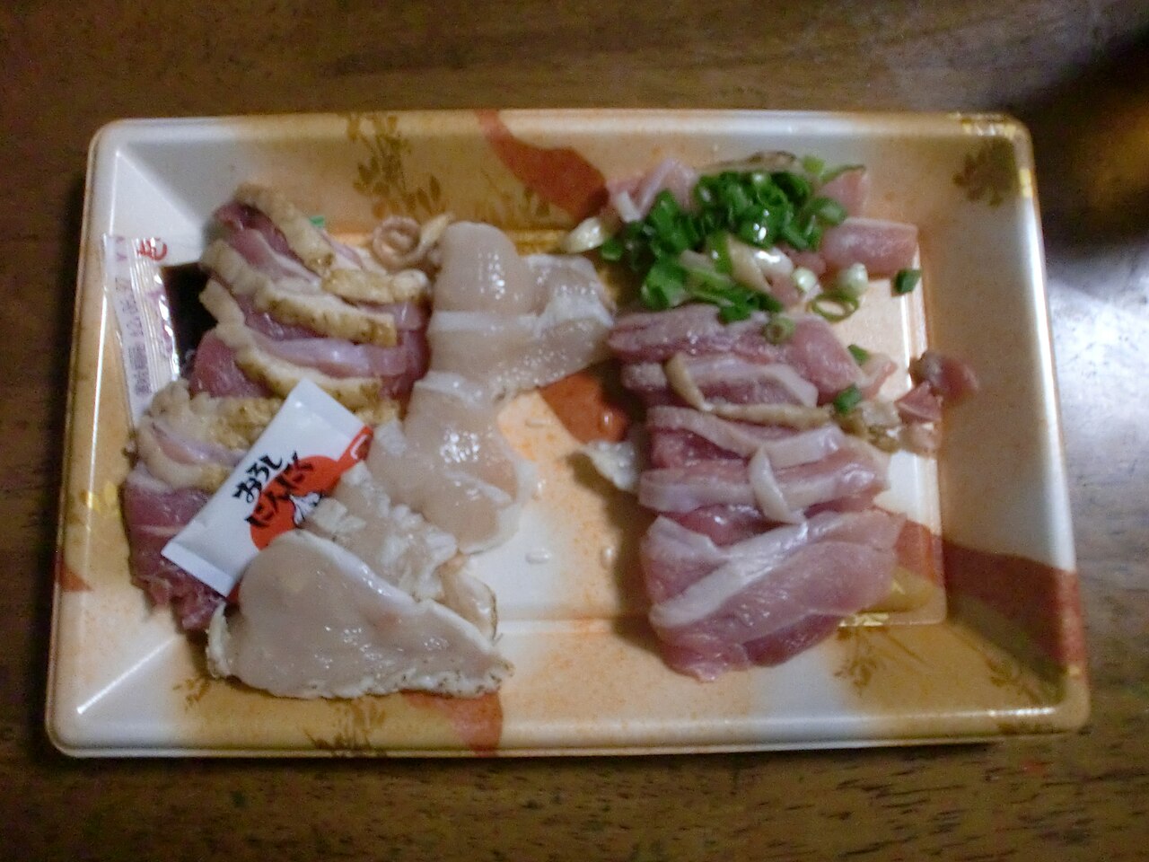 鶏刺し
