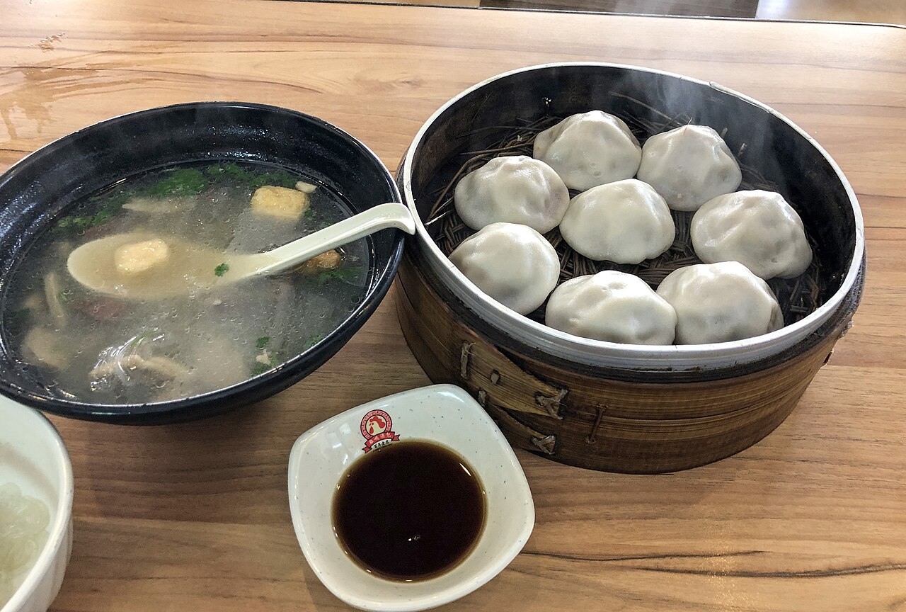 鴨血粉絲湯の料理写真 3