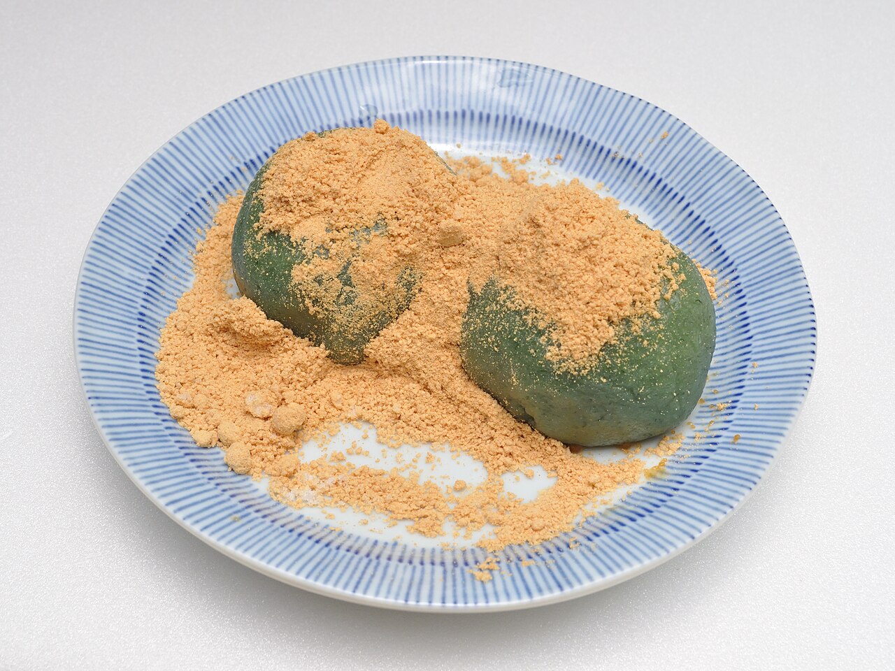 よもぎ団子の料理写真 2