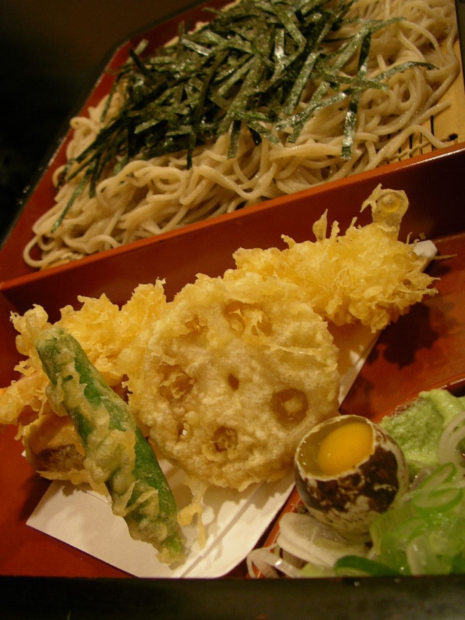 ざるそばの料理写真 3